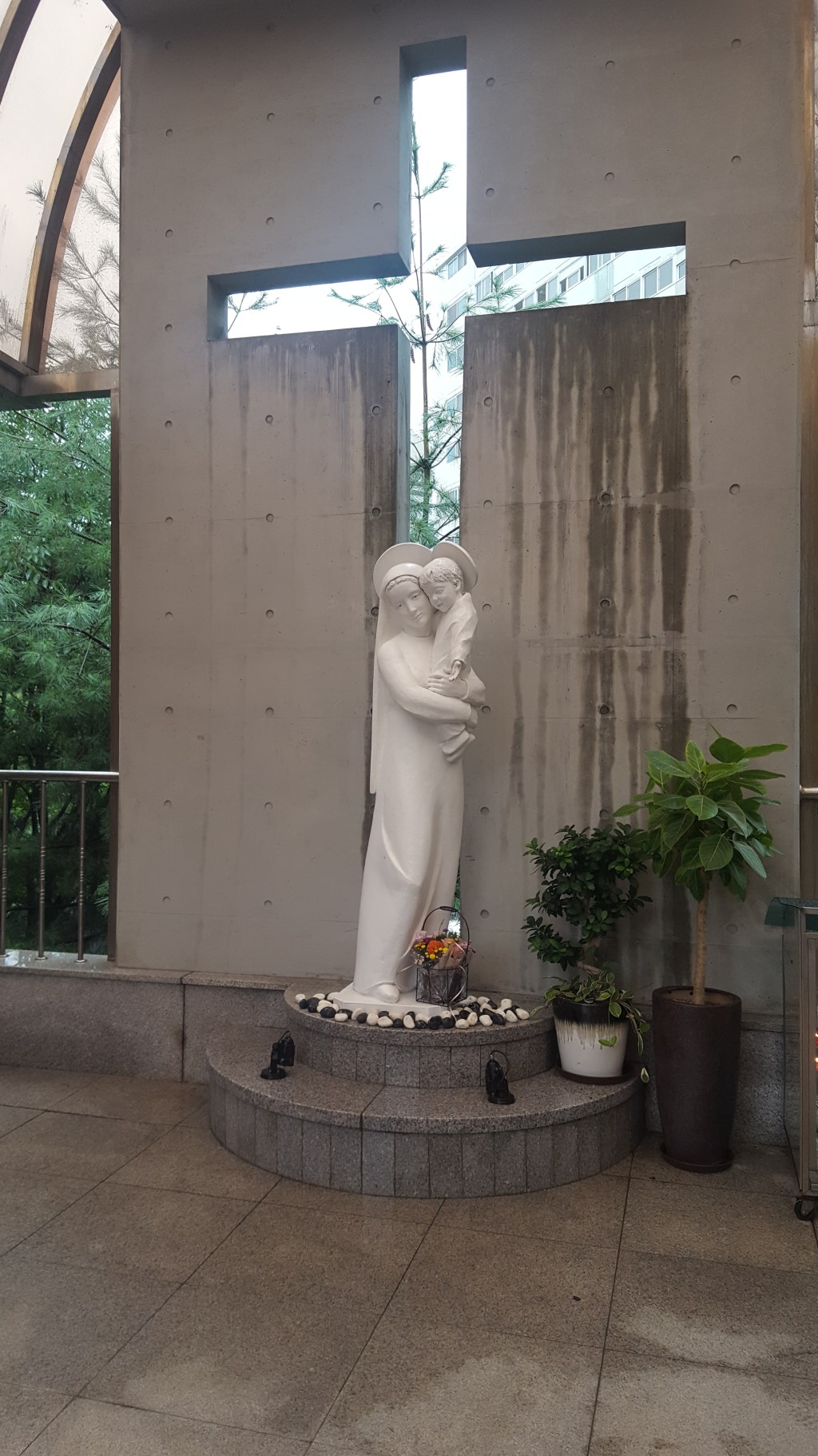 잠긴 글: 성모승천대축일, 물신과&nbsp;도둑질