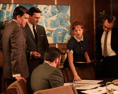 잠긴 글: 여성 직장인들의 디테일한 모습이&nbsp;나오다