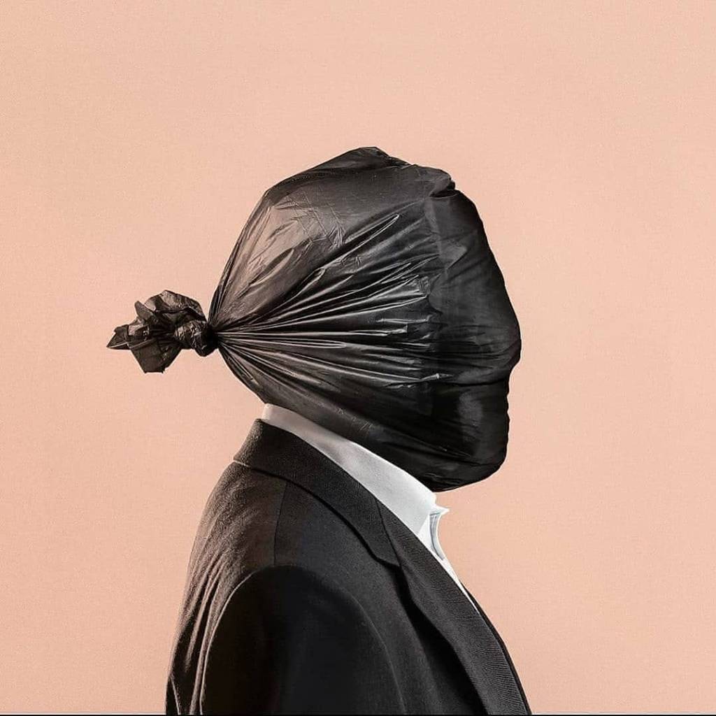 잠긴 글: 중년 남성의 전제적인&nbsp;품성