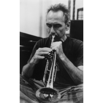 잠긴 글: 존 하셀, 『Amsterdam Blue (Cortège)』(2024)