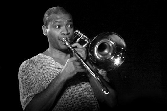 잠긴 글: 로빈 유뱅크스, ‘Blues for&nbsp;Jimi’