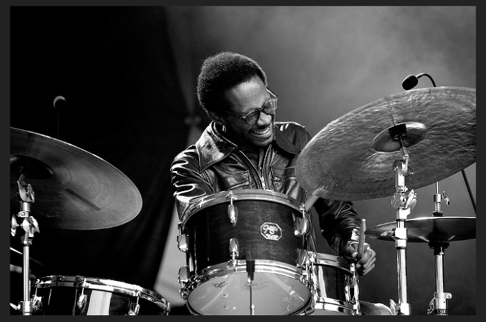 잠긴 글: 브라이언 블레이드 펠로우십, 『Perceptual』(2000)