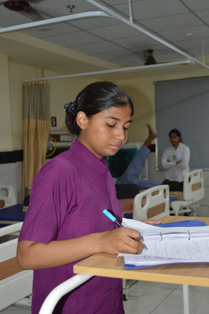 잠긴 글: 글쓰기는 시간을 모으는&nbsp;일