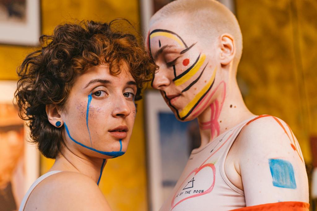 잠긴 글: 주체 변형, 인간 관계가&nbsp;끊기다