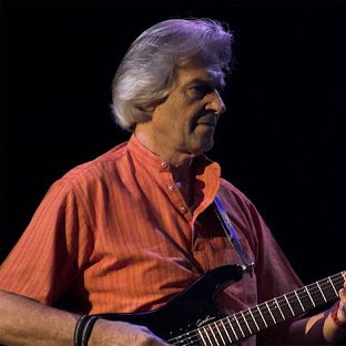 잠긴 글: 마하비시누 오케스트라,  『The Inner Mounting&nbsp;Flame』(1971)