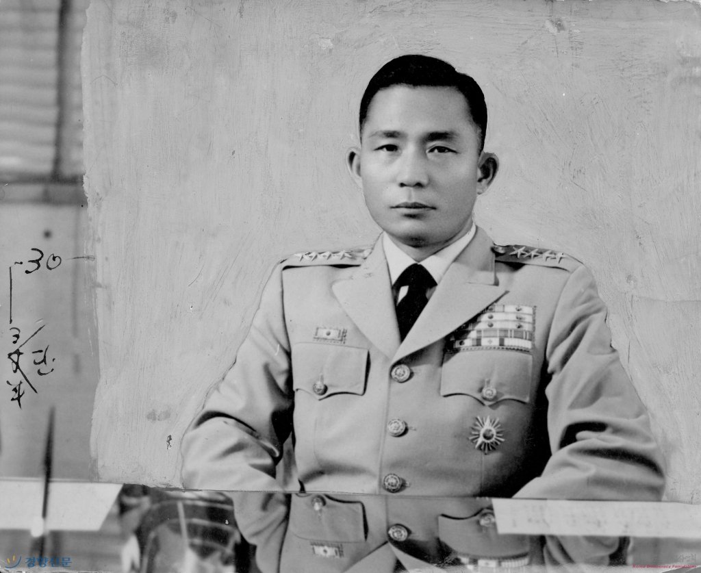 잠긴 글: 박정희주의의 역설과 자기배려의&nbsp;정치