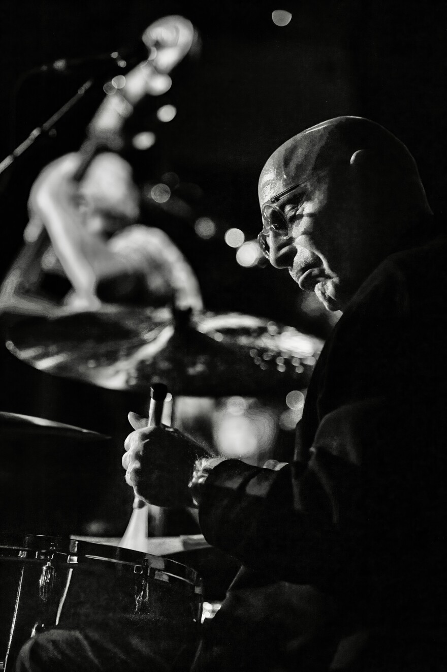 폴 모션, 『I Have the Room Above&nbsp;Her』(2005)